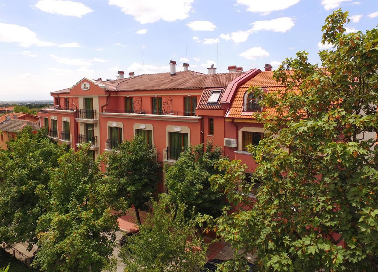 Hotel Club Central Hiszarja Kültér fotó