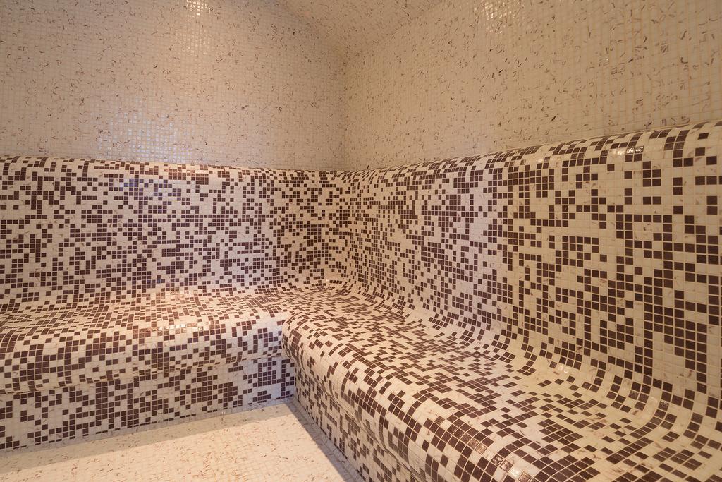 Hotel Club Central Hiszarja Kültér fotó
